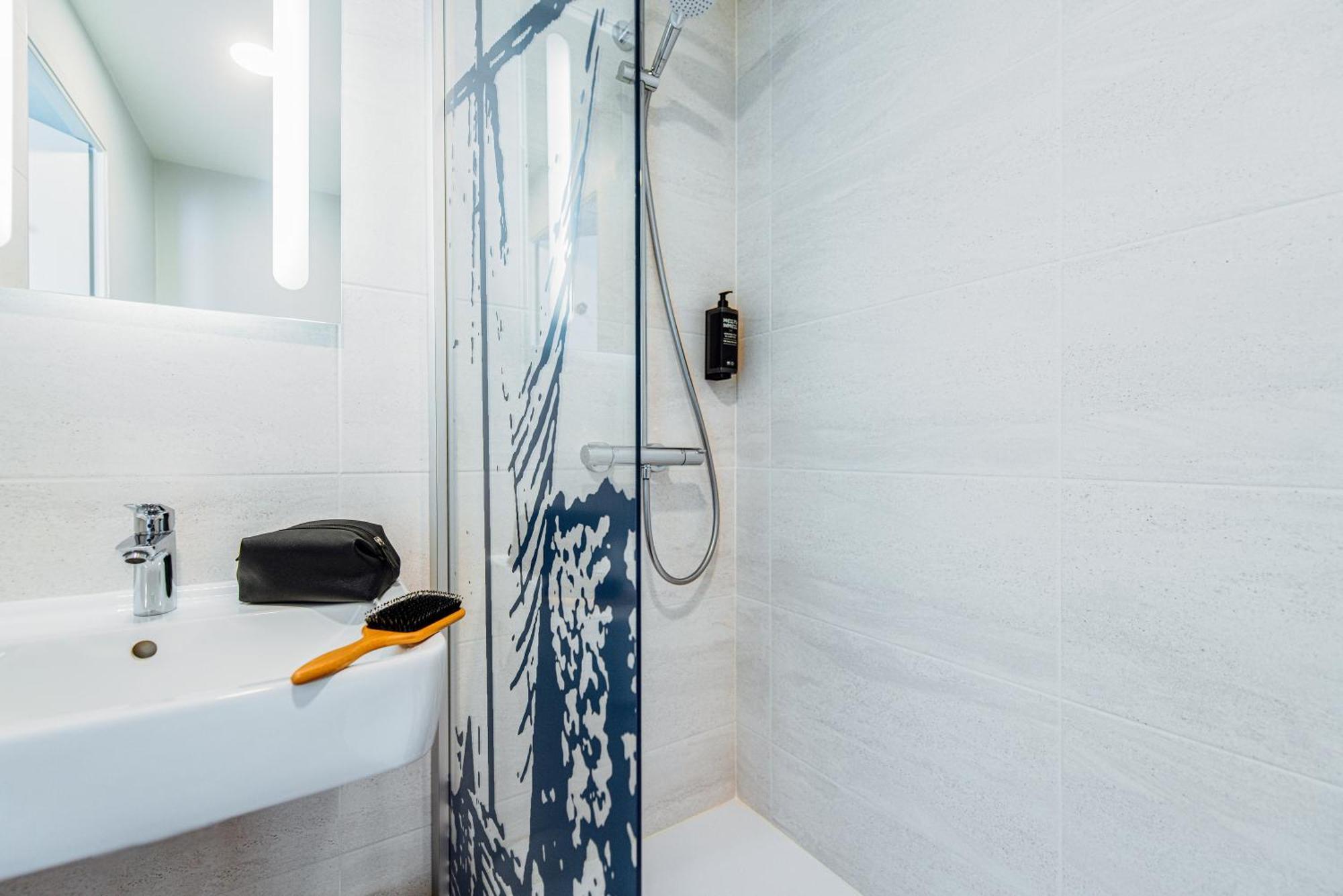 Hotel Ibis Styles Ancenis Centre Esterno foto