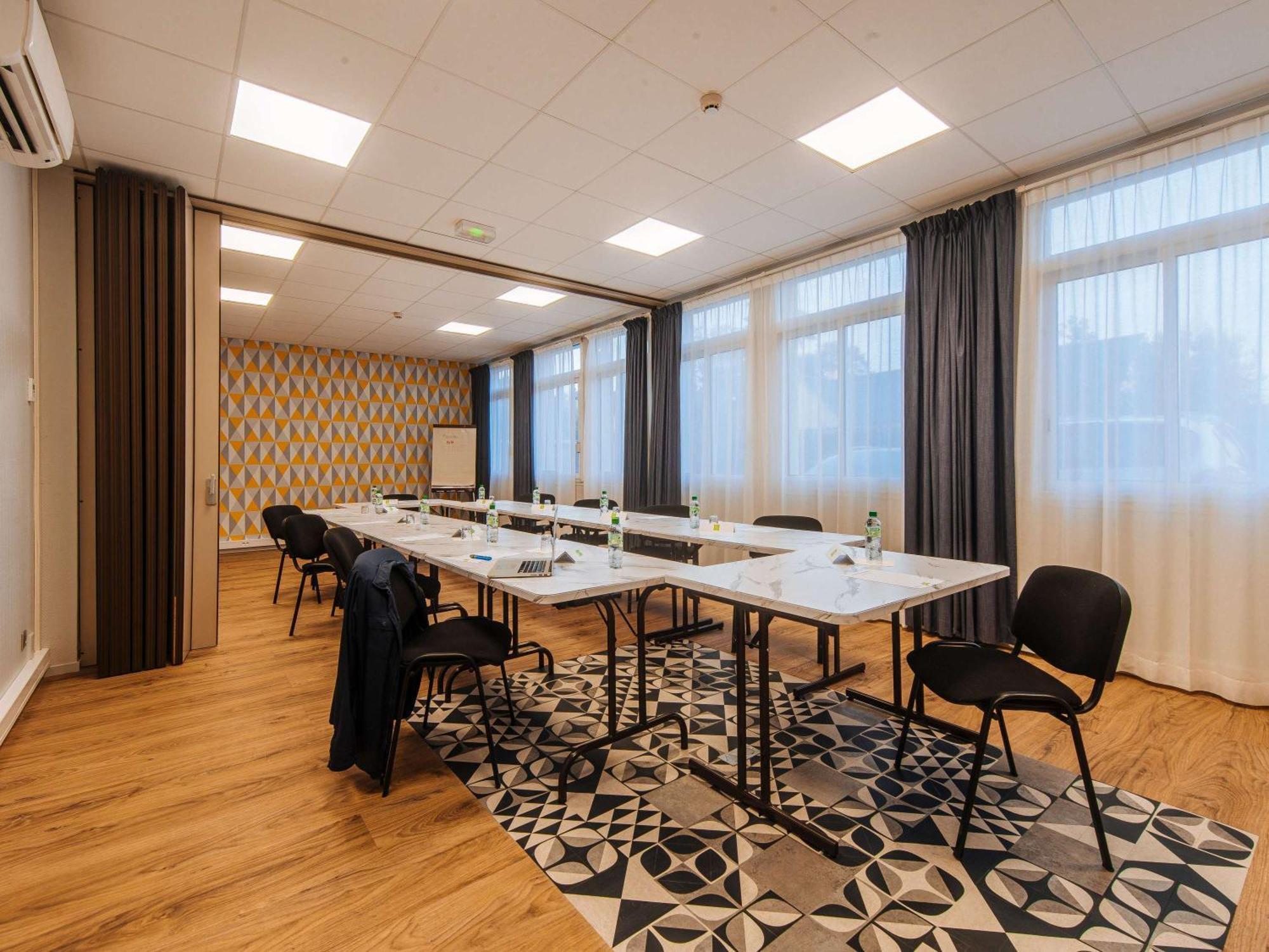 Hotel Ibis Styles Ancenis Centre Esterno foto