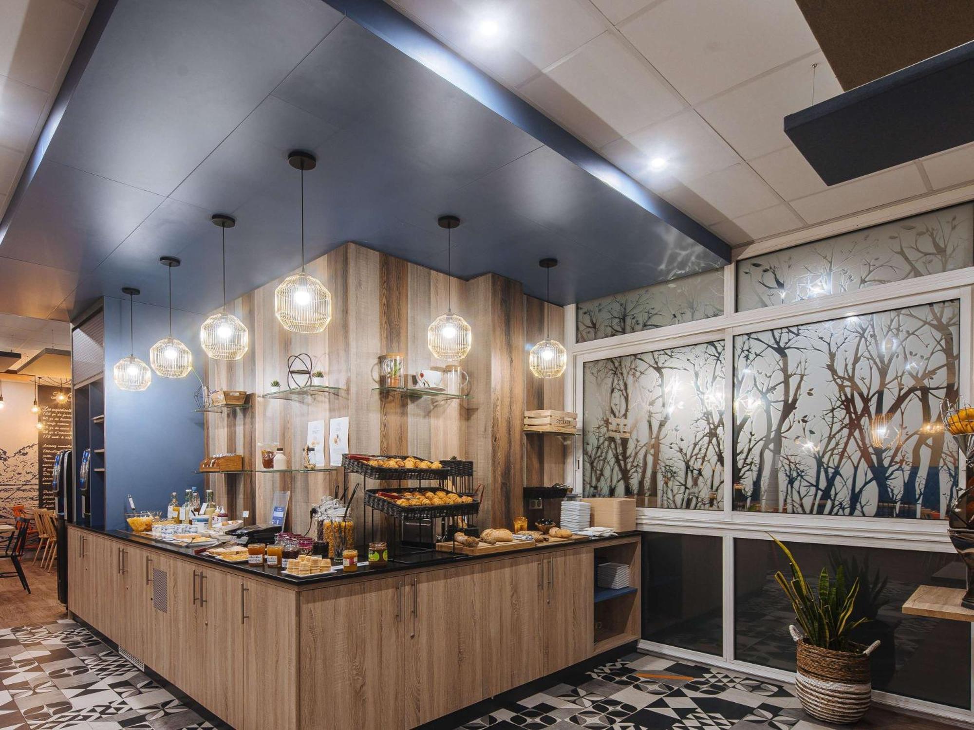 Hotel Ibis Styles Ancenis Centre Esterno foto