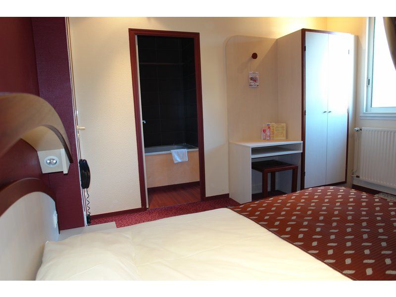 Hotel Ibis Styles Ancenis Centre Esterno foto