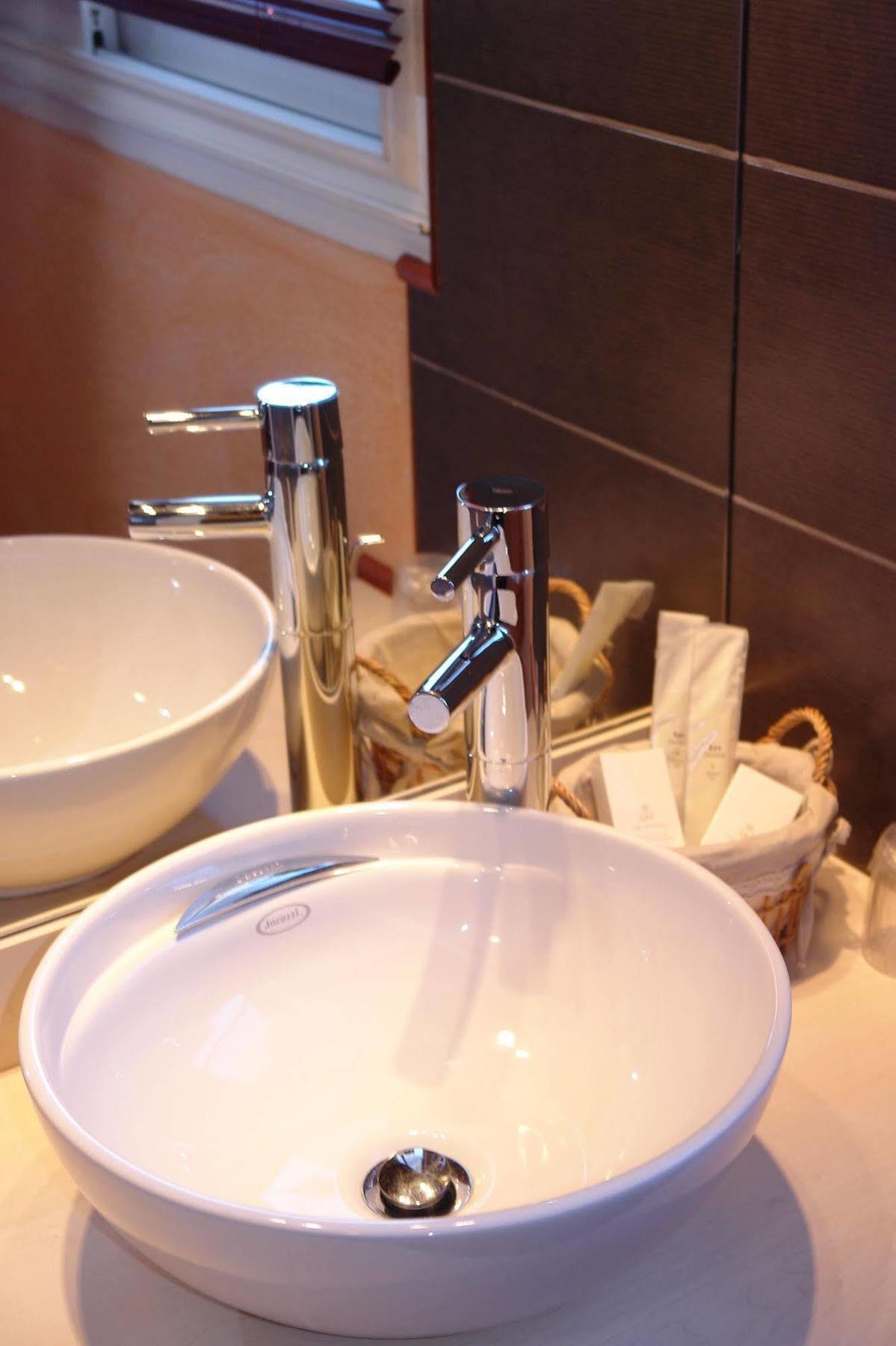 Hotel Ibis Styles Ancenis Centre Esterno foto